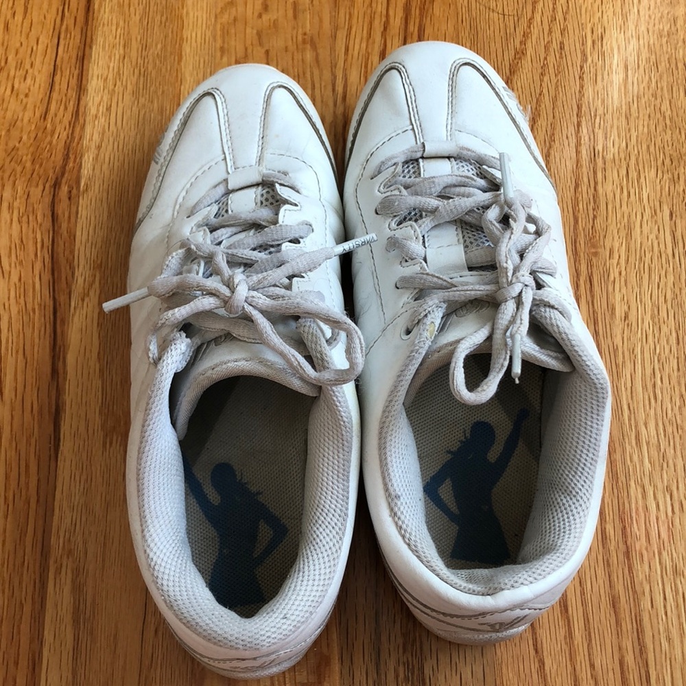 Varsity cheer shoes